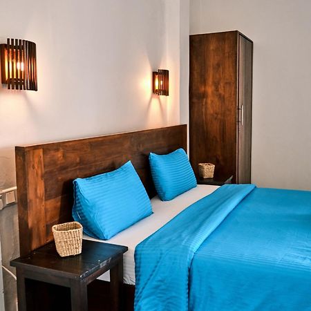 Ruma Surf Hotel Аханґама Екстер'єр фото