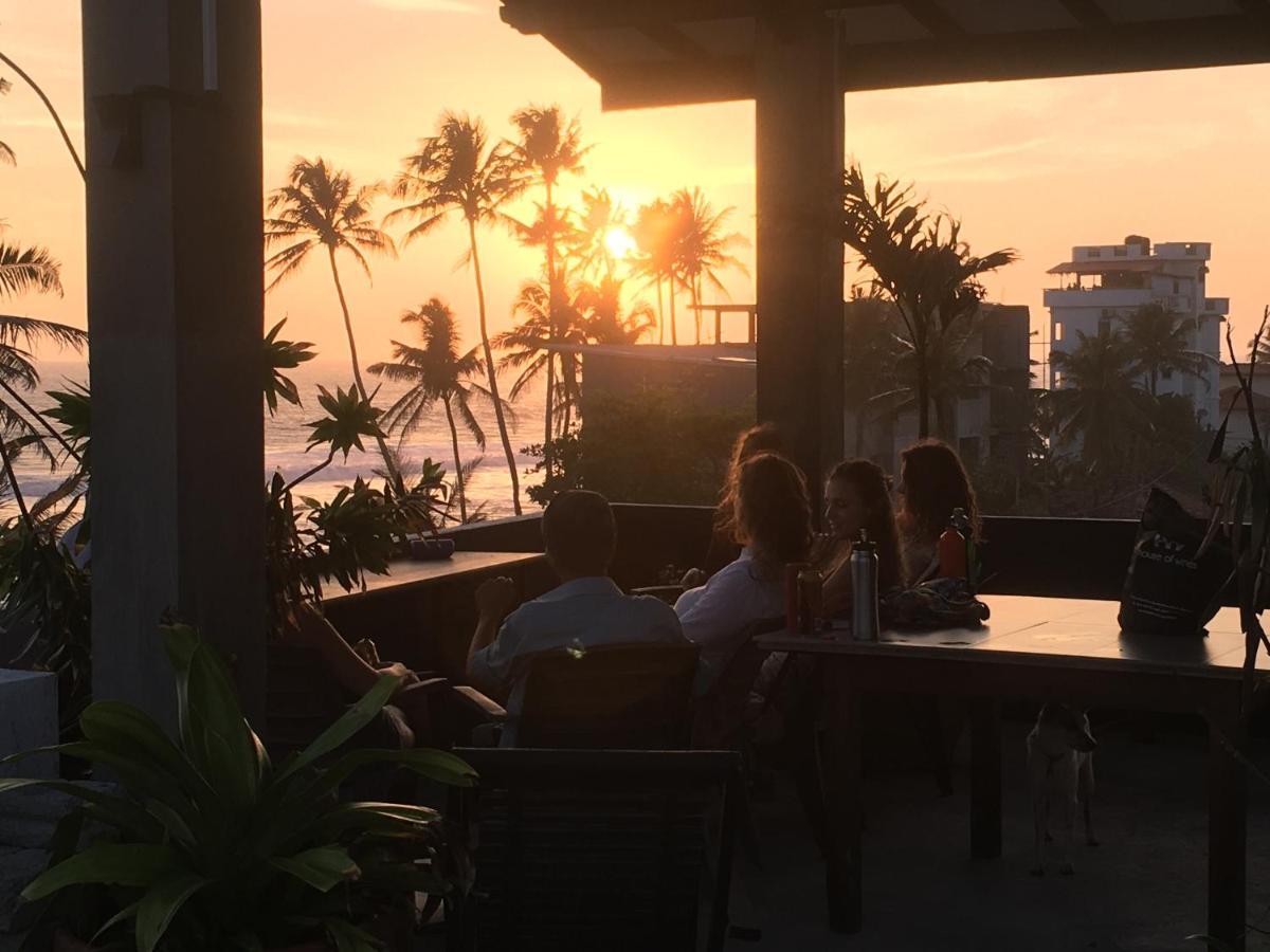 Ruma Surf Hotel Аханґама Екстер'єр фото