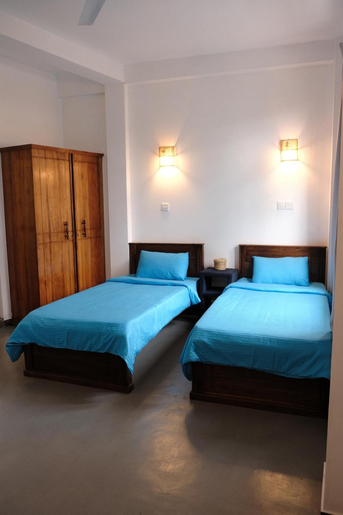 Ruma Surf Hotel Аханґама Екстер'єр фото