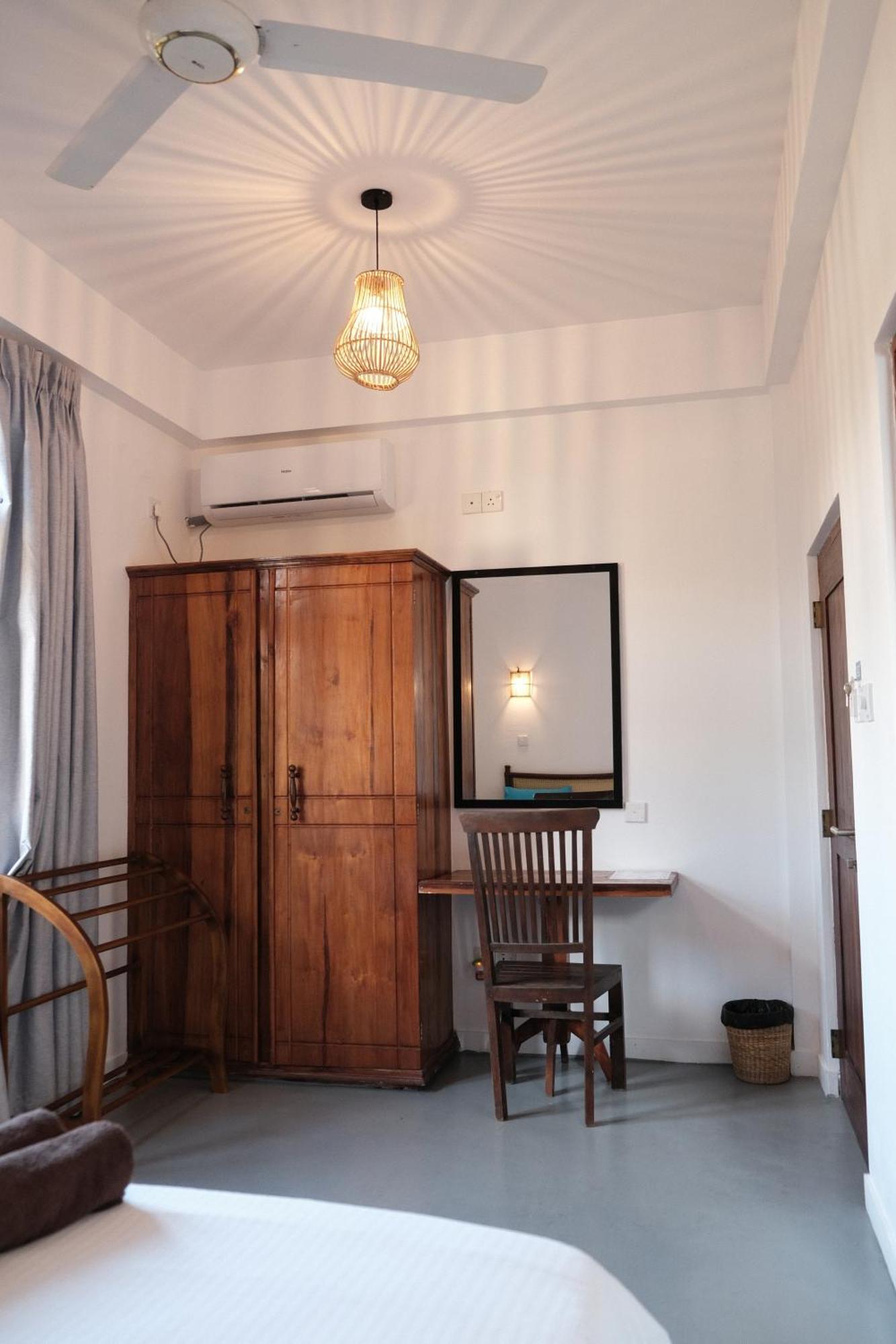 Ruma Surf Hotel Аханґама Екстер'єр фото